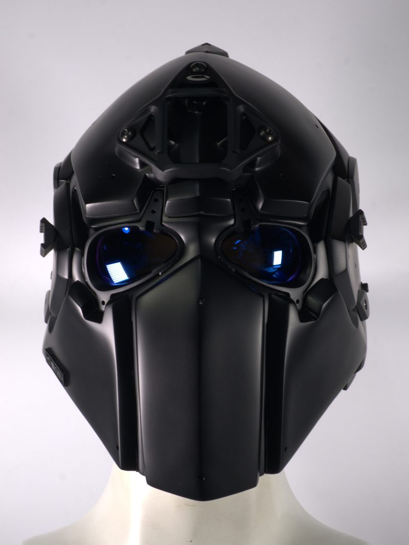 Ronin Breacher, front, blue lenses